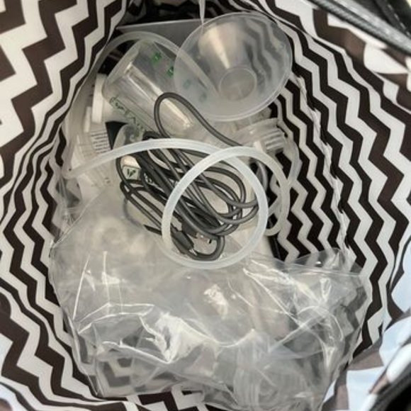 Ameda Mya Joy PLUS Portable Double Breast Pump - Picture 3 of 3